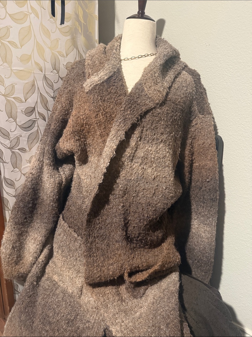 AEMI+CO cardigan comfy size large